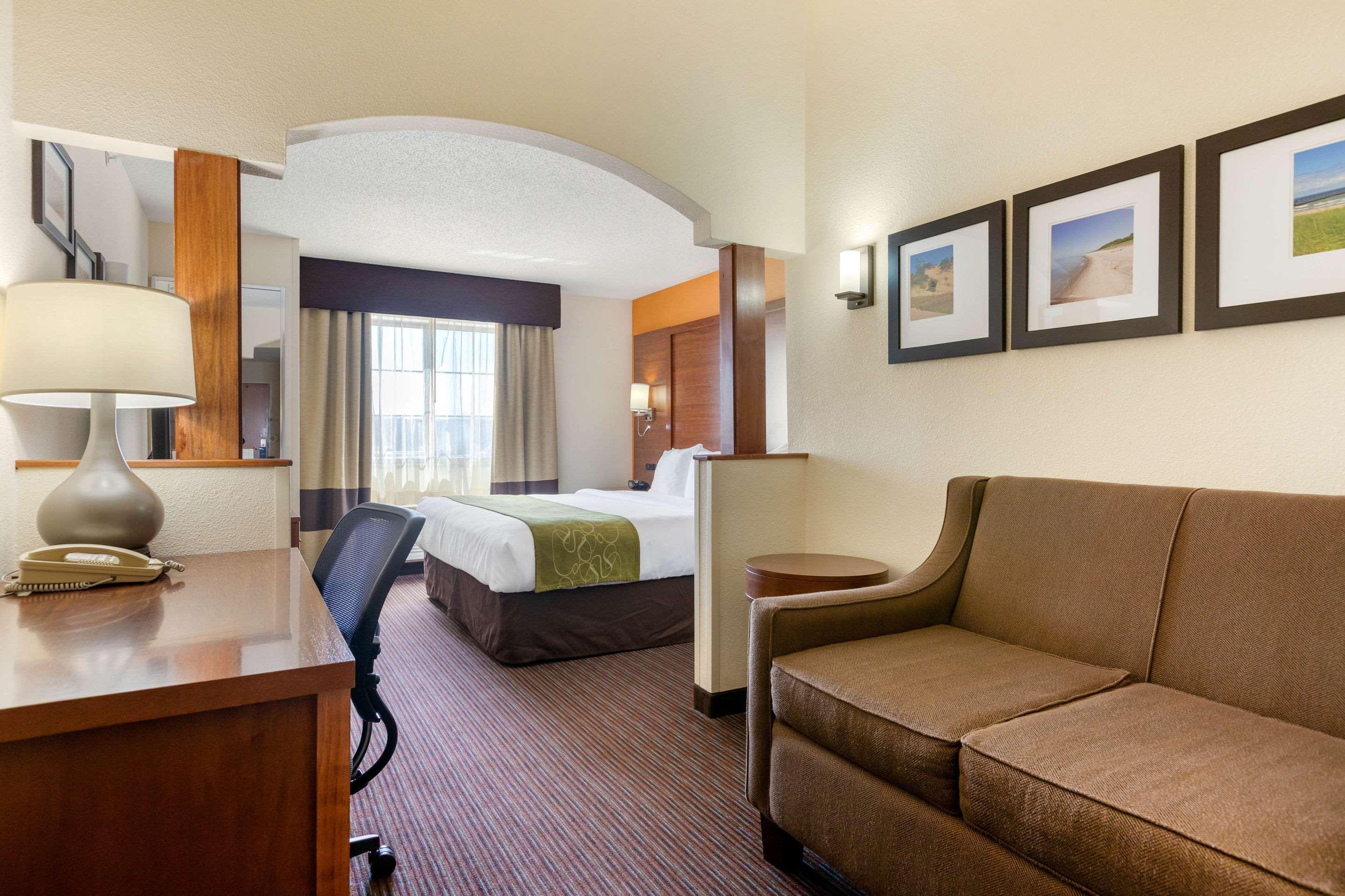 Comfort Suites Stevensville – St. Joseph Eksteriør bilde