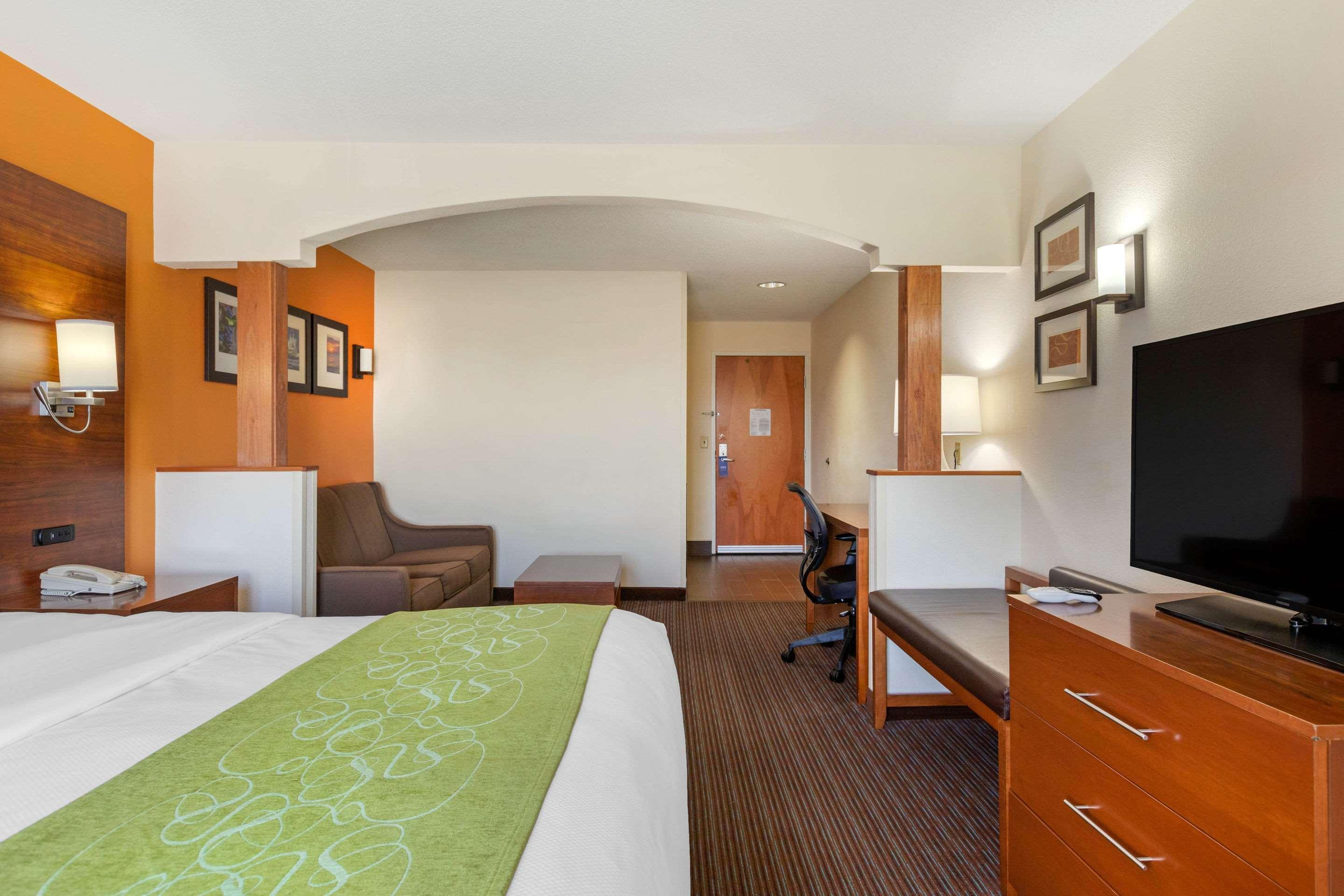 Comfort Suites Stevensville – St. Joseph Eksteriør bilde