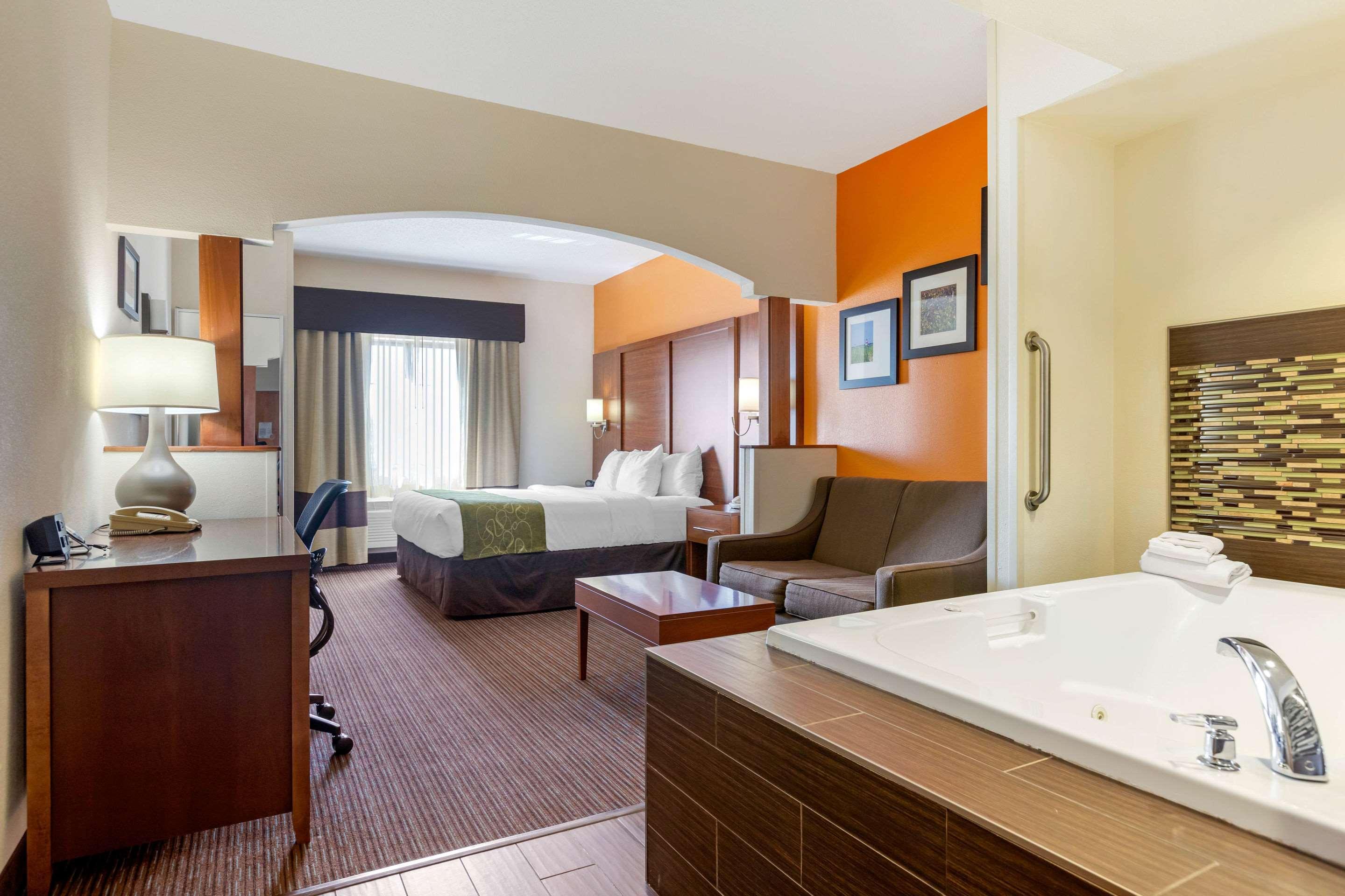 Comfort Suites Stevensville – St. Joseph Eksteriør bilde