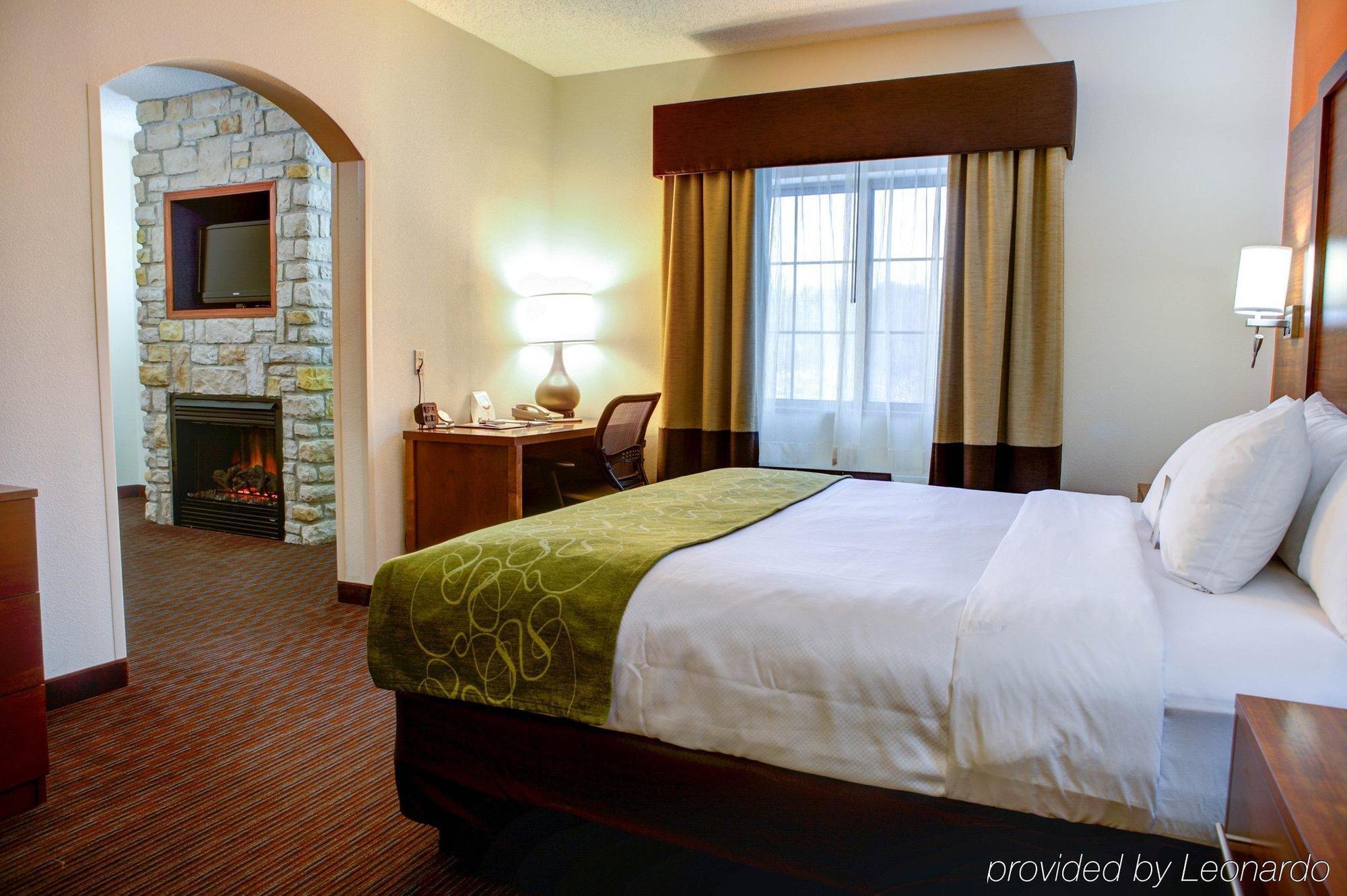 Comfort Suites Stevensville – St. Joseph Eksteriør bilde